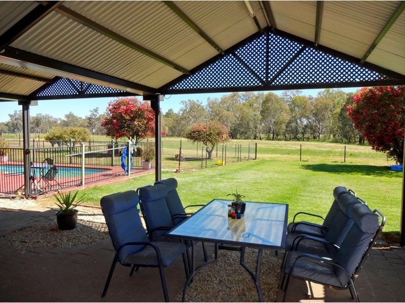 73 Usshers Drive, Waldara VIC 3678