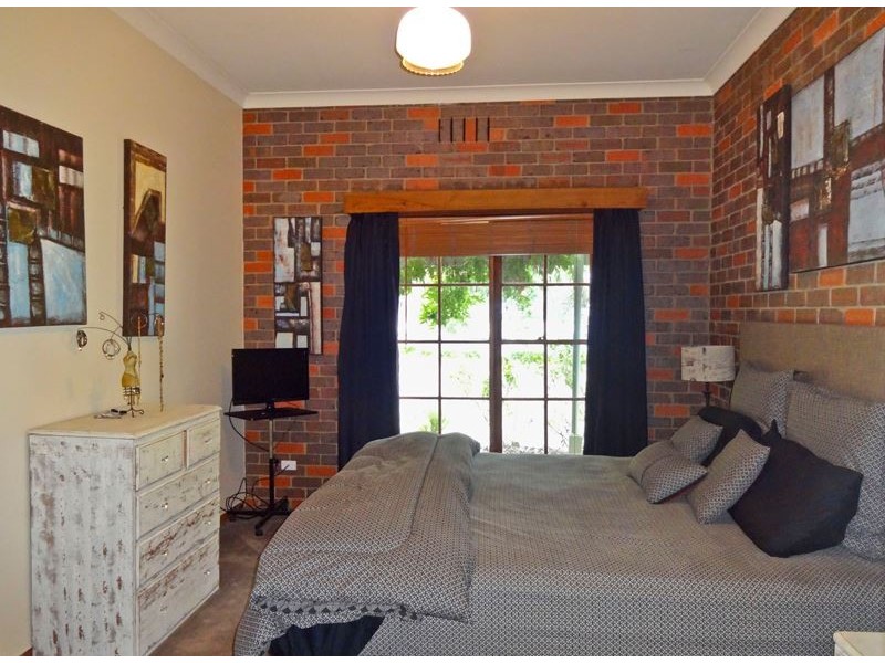 Wangaratta South VIC 3678