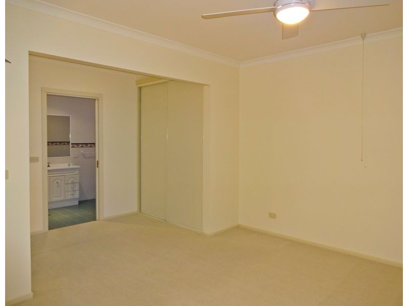 17 Collyndale Drive, Wangaratta VIC 3677