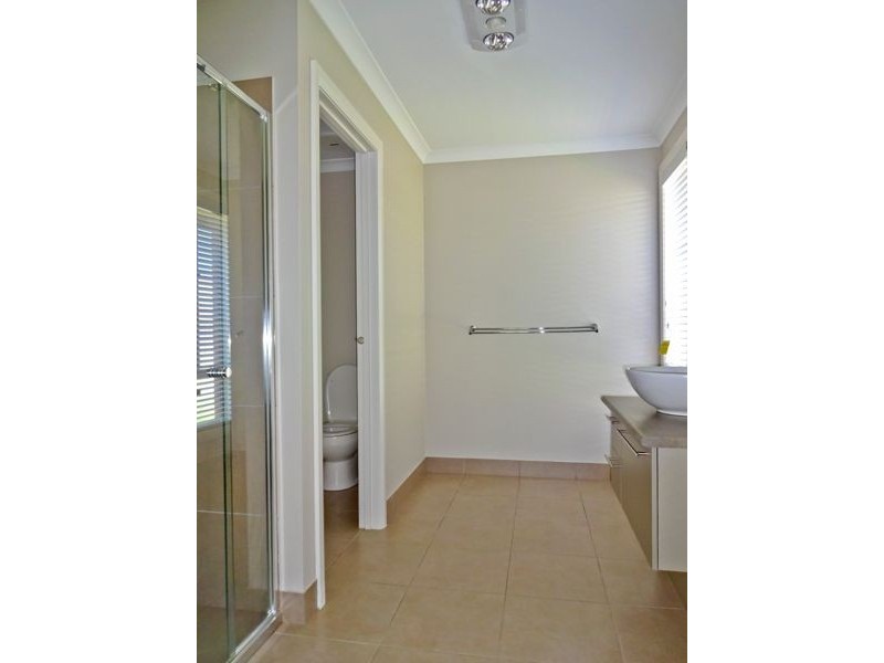 27 Kingfisher Drive, Wangaratta VIC 3677