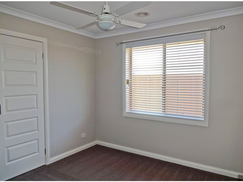 27 Kingfisher Drive, Wangaratta VIC 3677