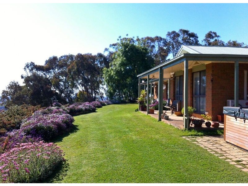 170 Yarrabee Road, Markwood VIC 3678