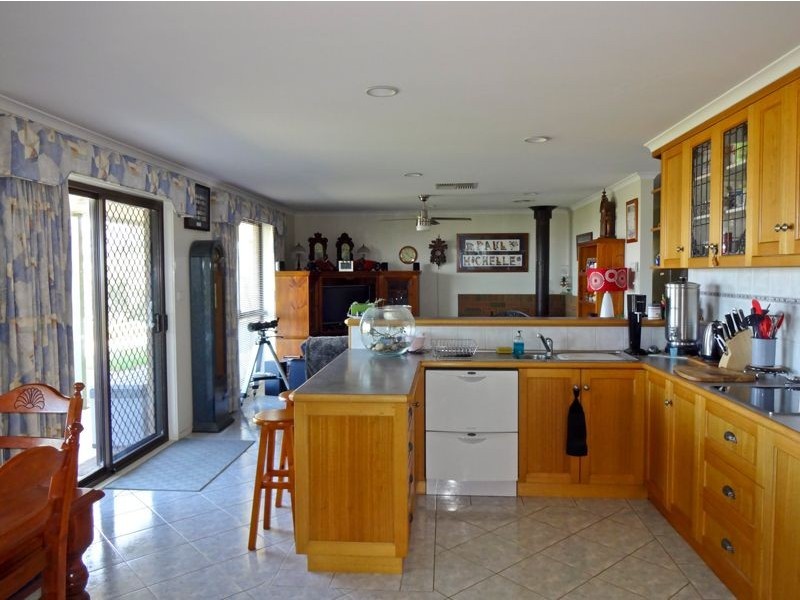 170 Yarrabee Road, Markwood VIC 3678