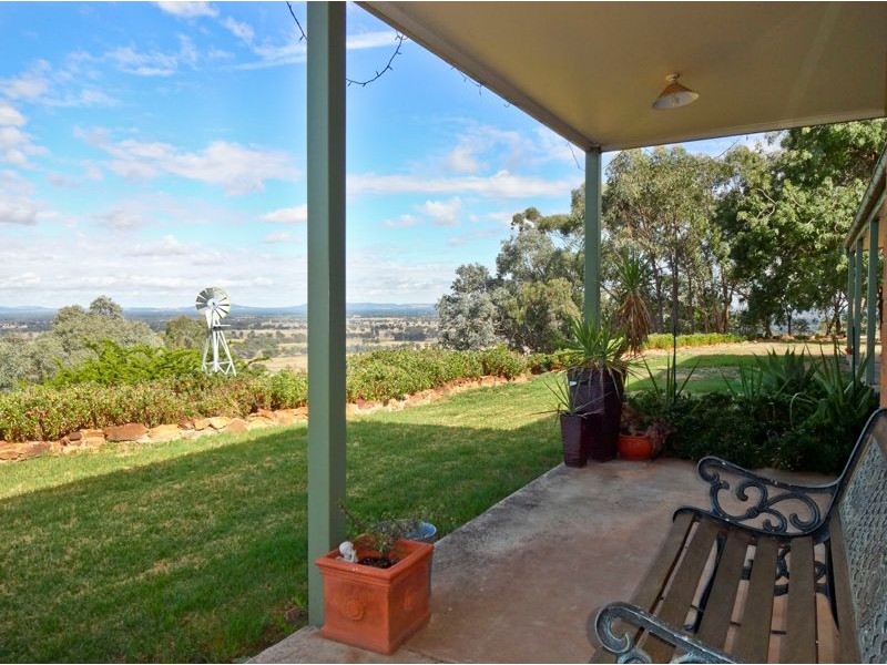 170 Yarrabee Road, Markwood VIC 3678