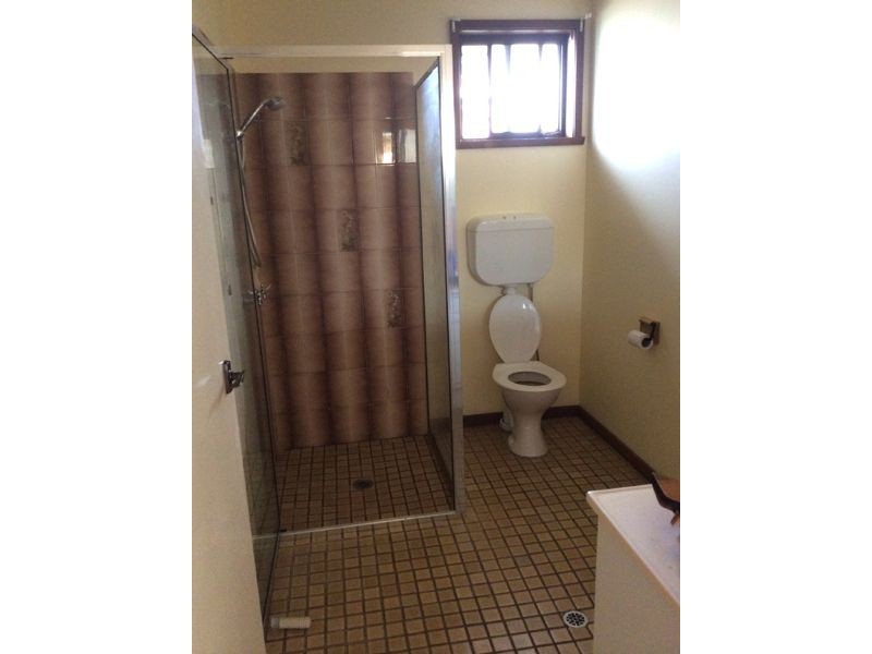 2/51 Hulme Drive, Wangaratta VIC 3677