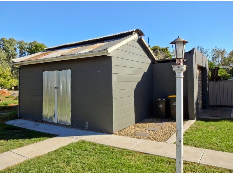 15 Dixon Street, Wangaratta VIC 3677
