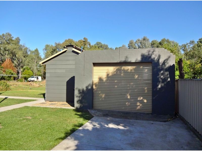 15 Dixon Street, Wangaratta VIC 3677