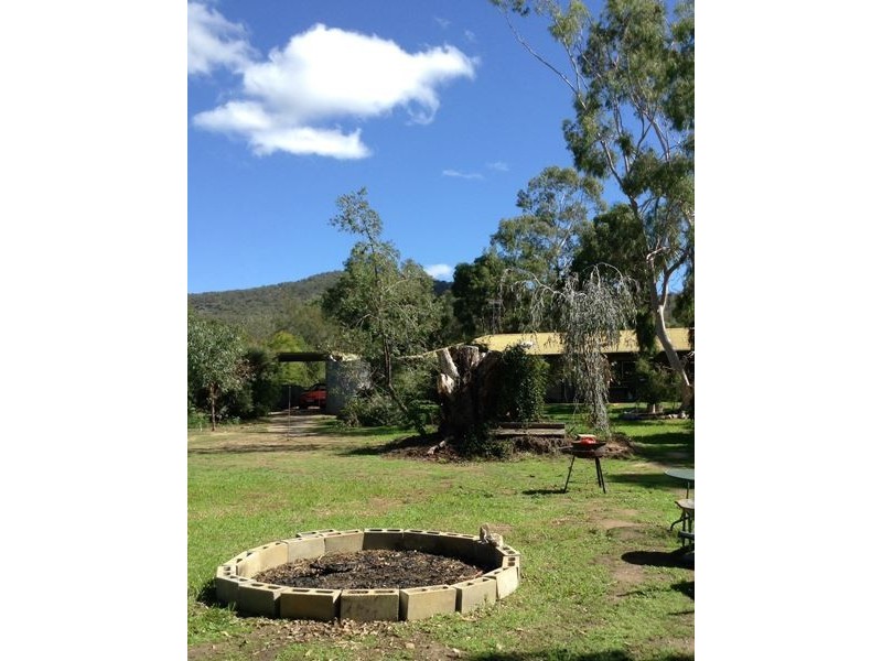 16 Warrawong Lane, Glenrowan VIC 3675