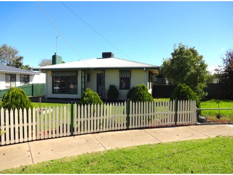 23 Irving Street, Wangaratta VIC 3677