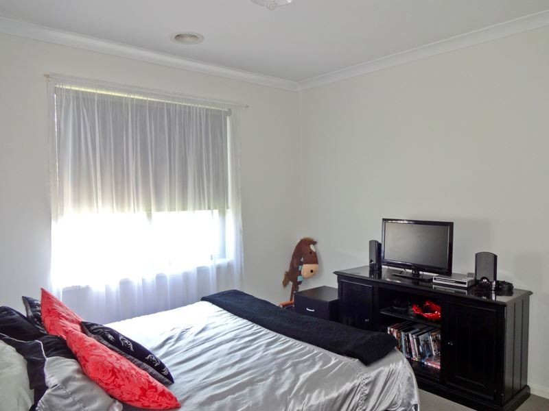 22 Kingfisher Drive, Wangaratta VIC 3677