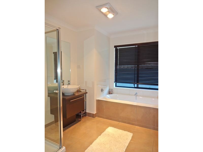 22 Kingfisher Drive, Wangaratta VIC 3677