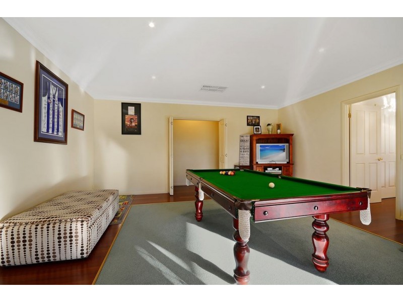 26 Woodland Grove, Waldara VIC 3678