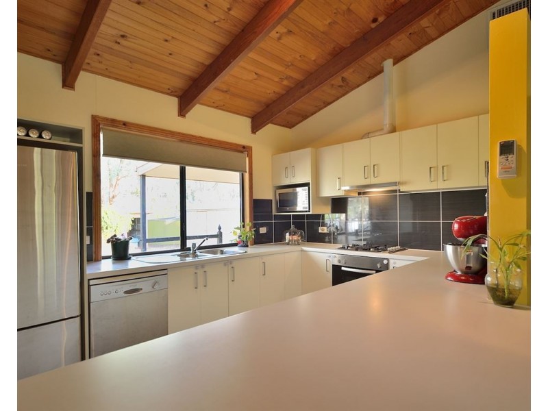 10 Lake Buffalo-Carboor Road, Carboor VIC 3678