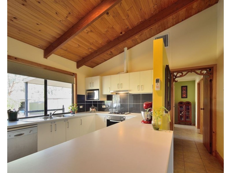 10 Lake Buffalo-Carboor Road, Carboor VIC 3678