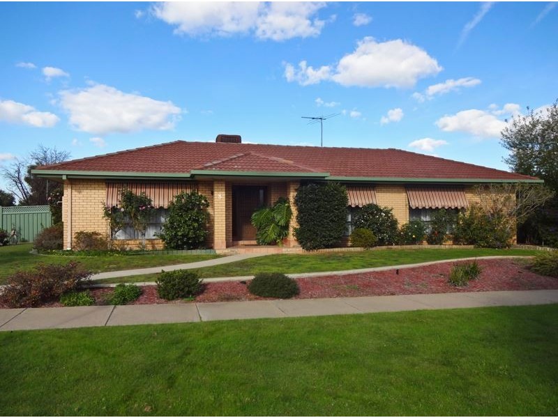 8 Hulme Drive, Wangaratta VIC 3677