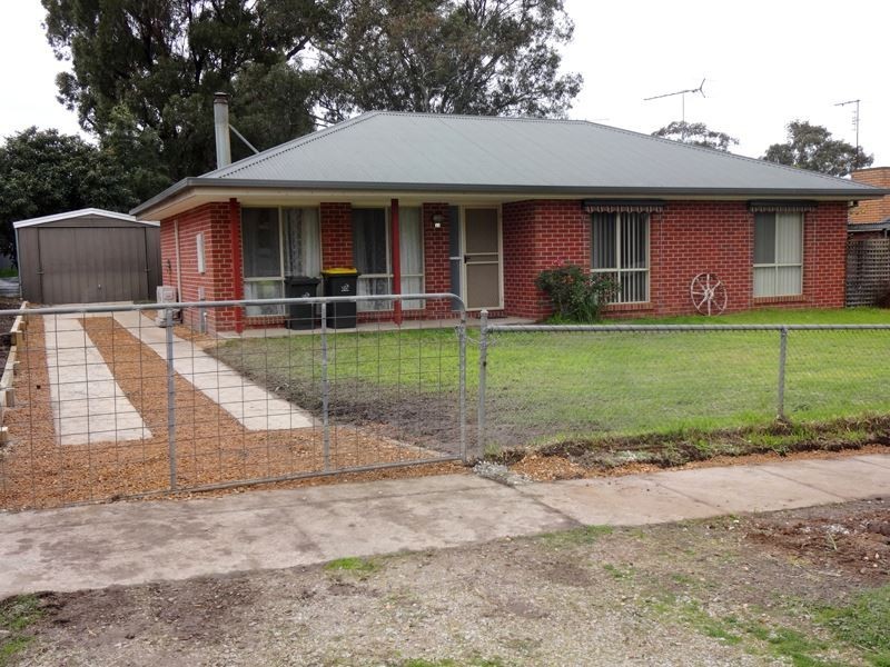 32 Beaconsfield Parade, Glenrowan VIC 3675