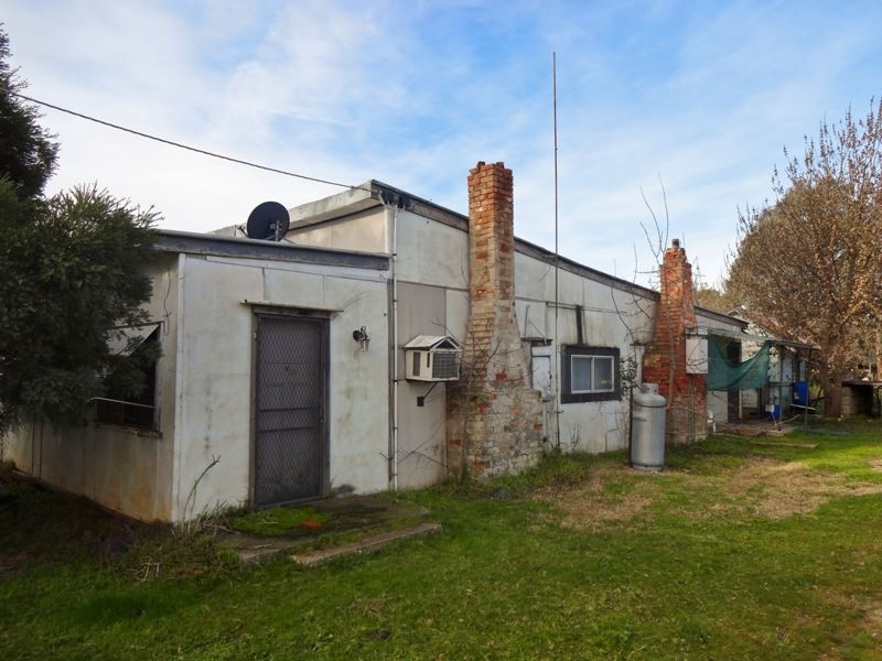 29 School Road, Springhurst VIC 3682
