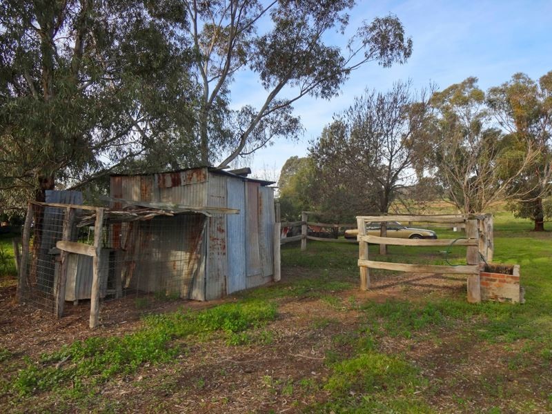 29 School Road, Springhurst VIC 3682