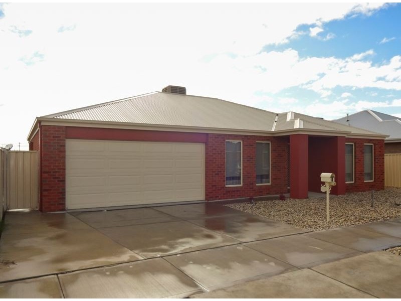 3 Silver Wattle Drive, Wangaratta VIC 3677