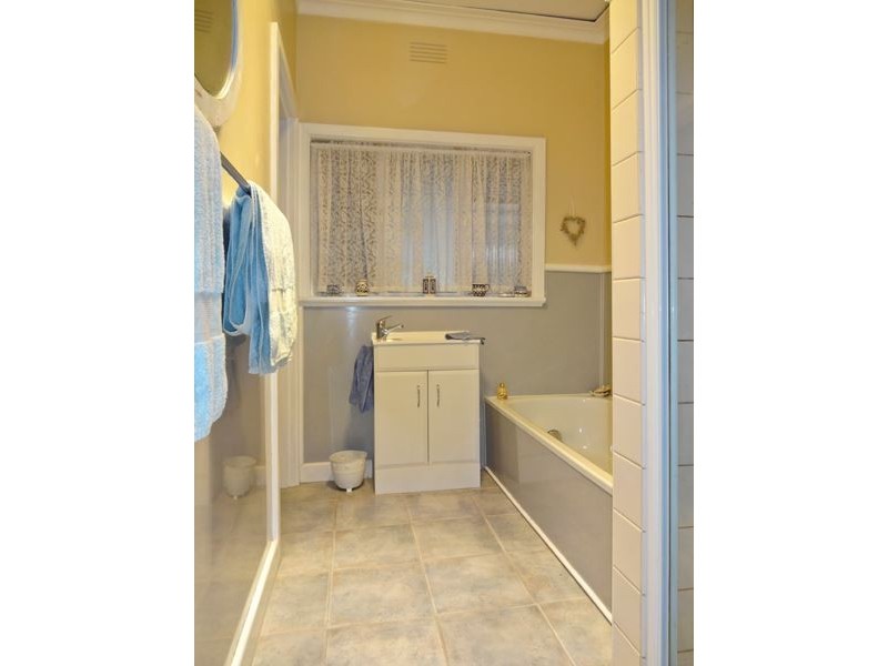 33 Victory Parade, Wangaratta VIC 3677