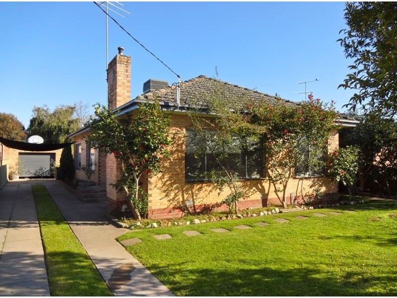 11 Nolan Street, Wangaratta VIC 3677