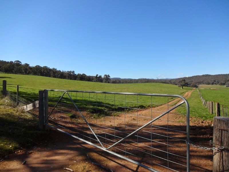 22 Waters Lane, Carboor VIC 3678