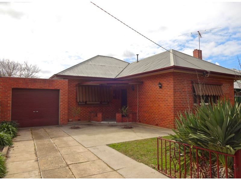 8 Sisely Avenue, Wangaratta VIC 3677