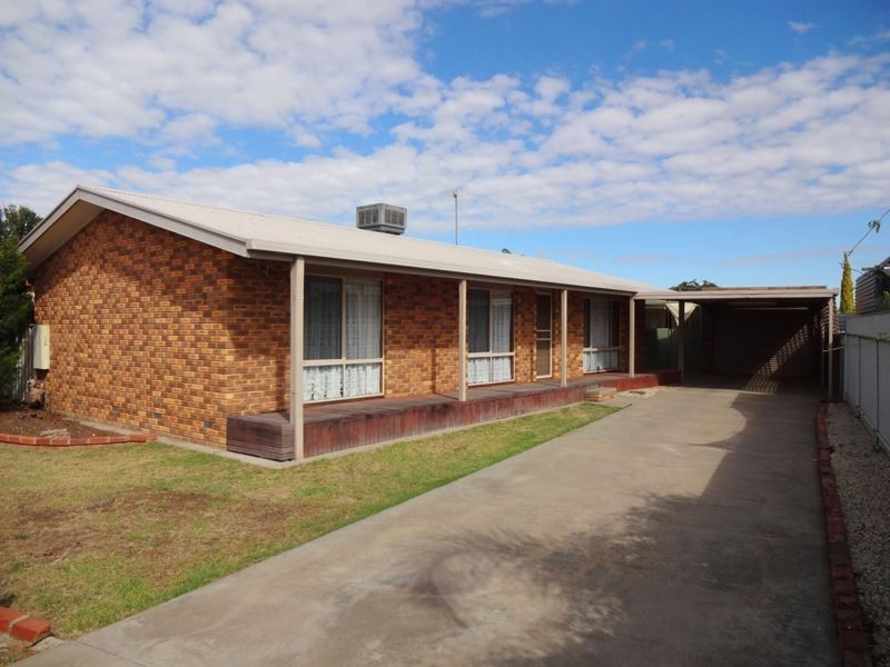 2 Thomas Wedge Drive, Wangaratta VIC 3677