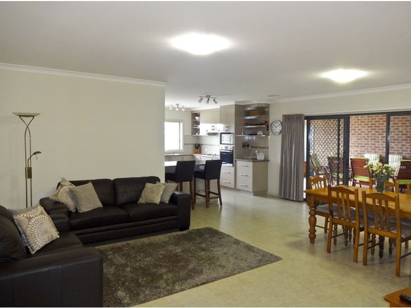 27 Logan Drive, Wangaratta VIC 3677