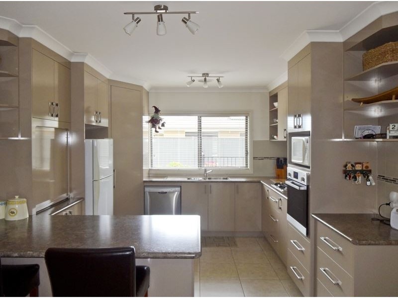 27 Logan Drive, Wangaratta VIC 3677