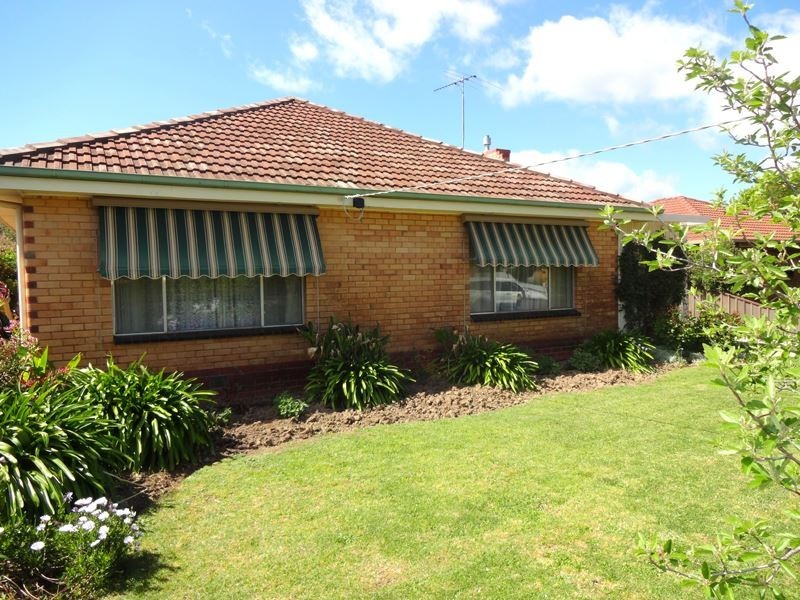 8 Park Crescent, Wangaratta VIC 3677