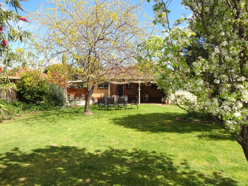 8 Park Crescent, Wangaratta VIC 3677