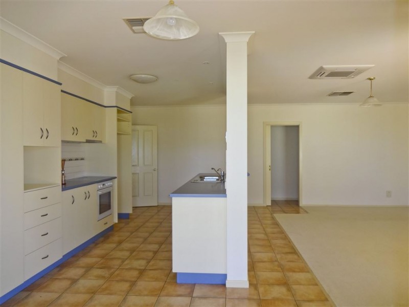 17 Collyndale Drive, Wangaratta VIC 3677