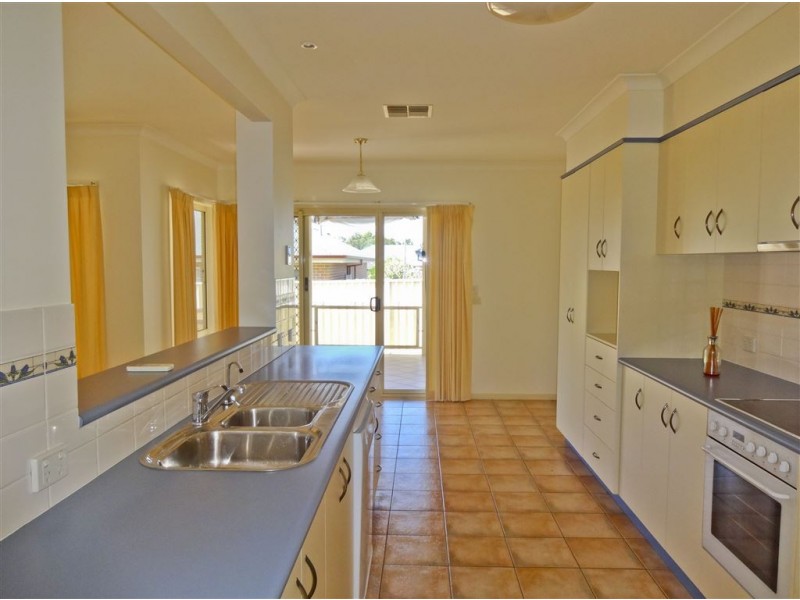 17 Collyndale Drive, Wangaratta VIC 3677