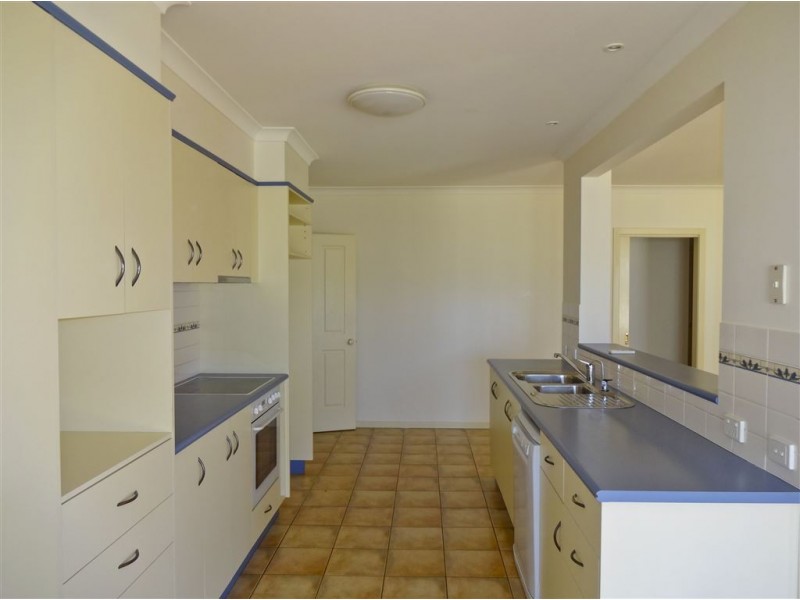 17 Collyndale Drive, Wangaratta VIC 3677