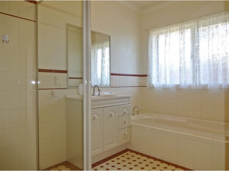 17 Collyndale Drive, Wangaratta VIC 3677