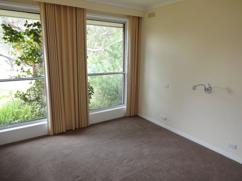 150 Old Hume Highway, Glenrowan VIC 3675