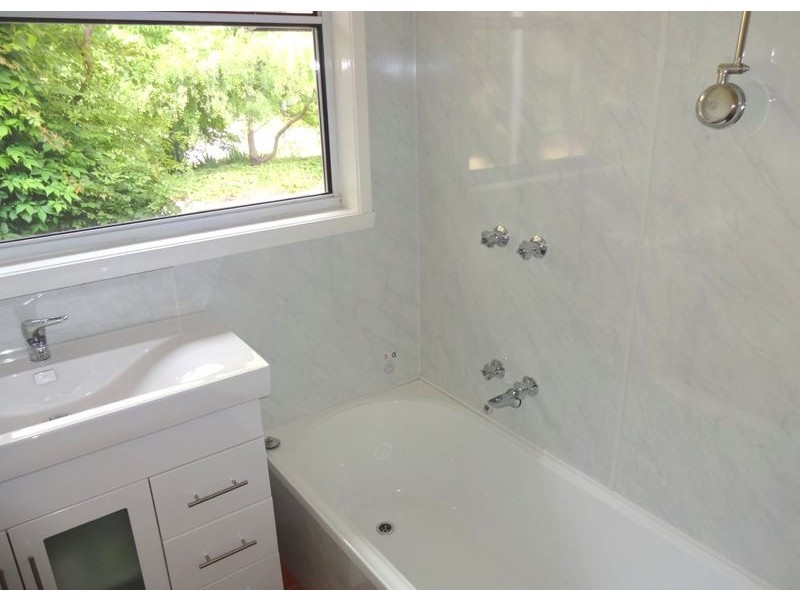 150 Old Hume Highway, Glenrowan VIC 3675