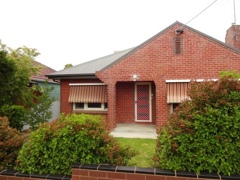 2 Cramond Ave, Wangaratta VIC 3677
