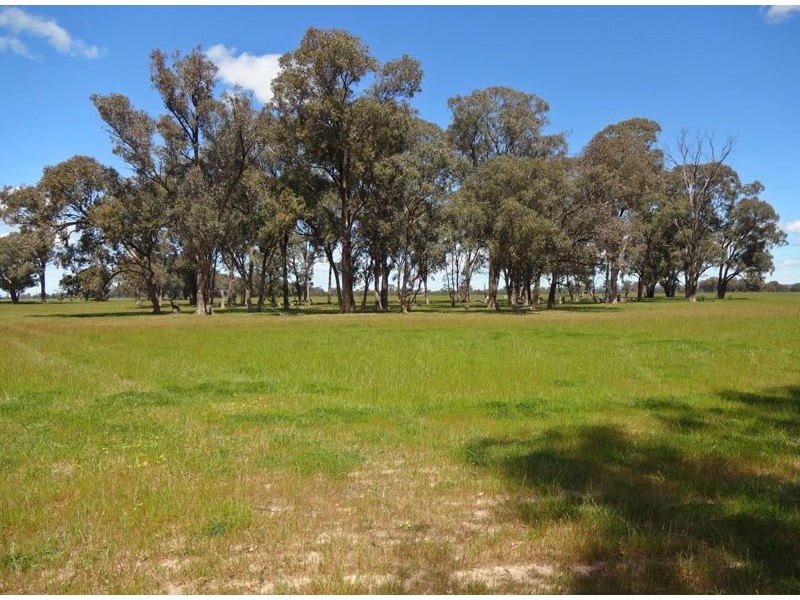 . Boundary Road, Boorhaman East VIC 3678