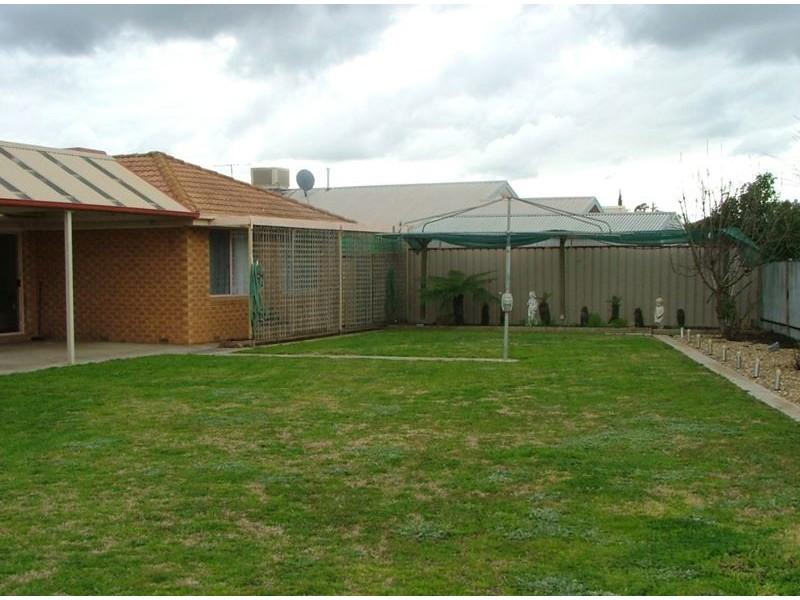 9 Thomas Wedge Drive, Wangaratta VIC 3677