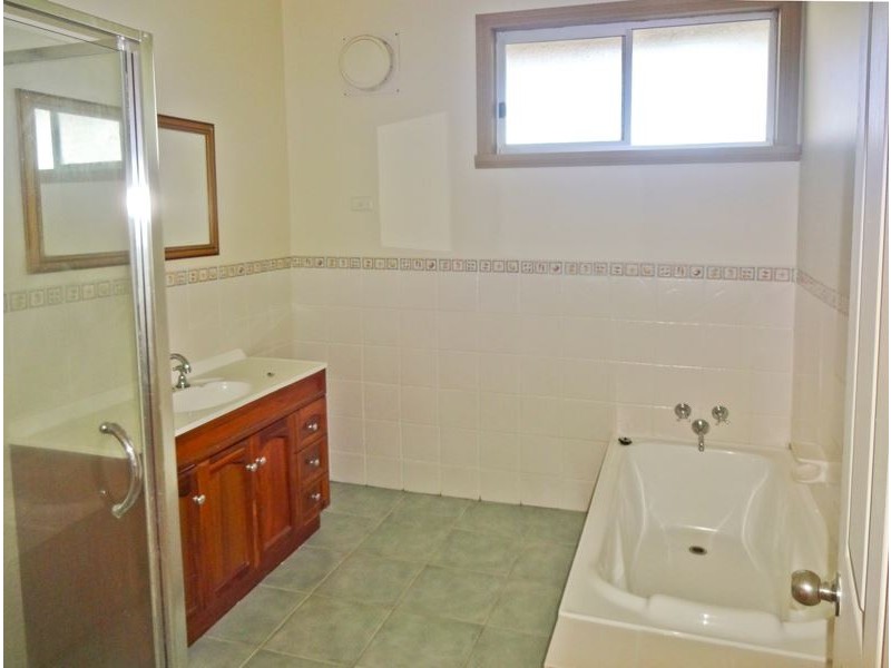 108 Anzac Road, Springhurst VIC 3682