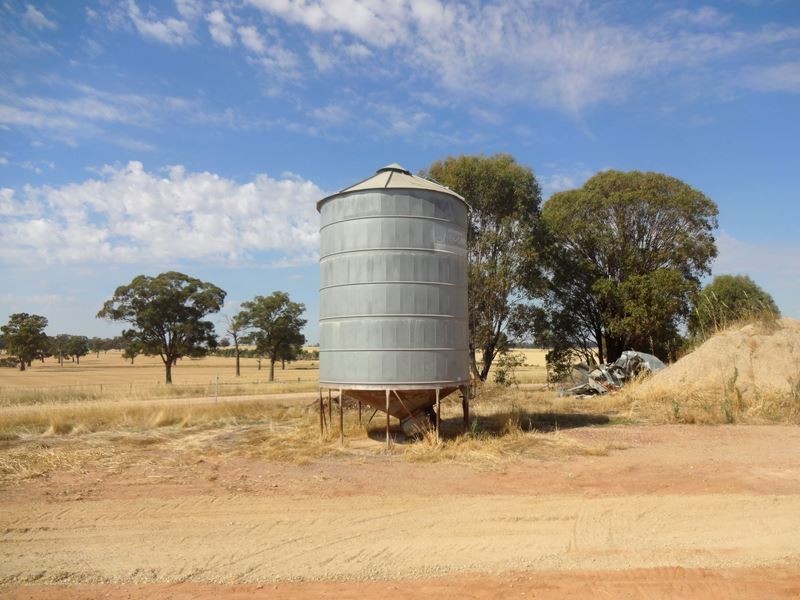 785 Boomahnoomoonah East Road, Bundalong VIC 3730