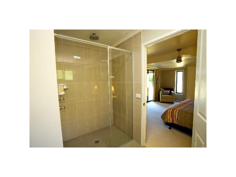 1/41 Shadforth Street, Oxley VIC 3678