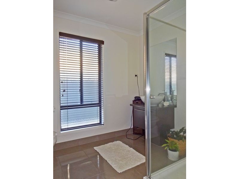 22 Kingfisher Drive, Wangaratta VIC 3677