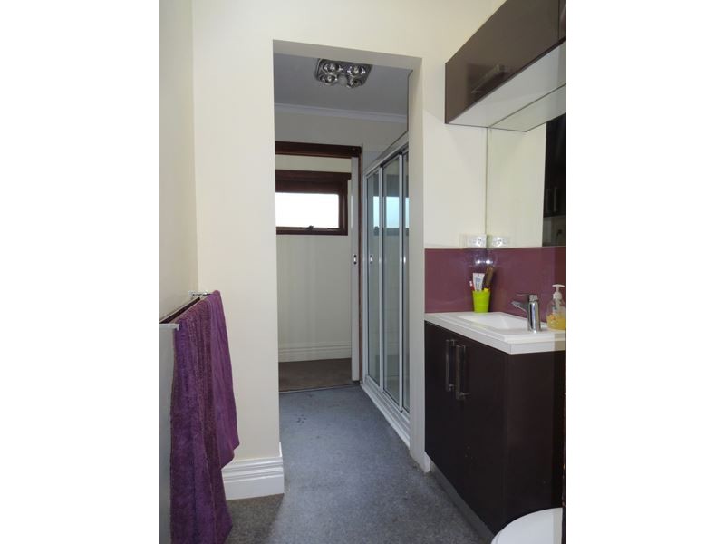 3 Floyd Avenue, Wangaratta VIC 3677