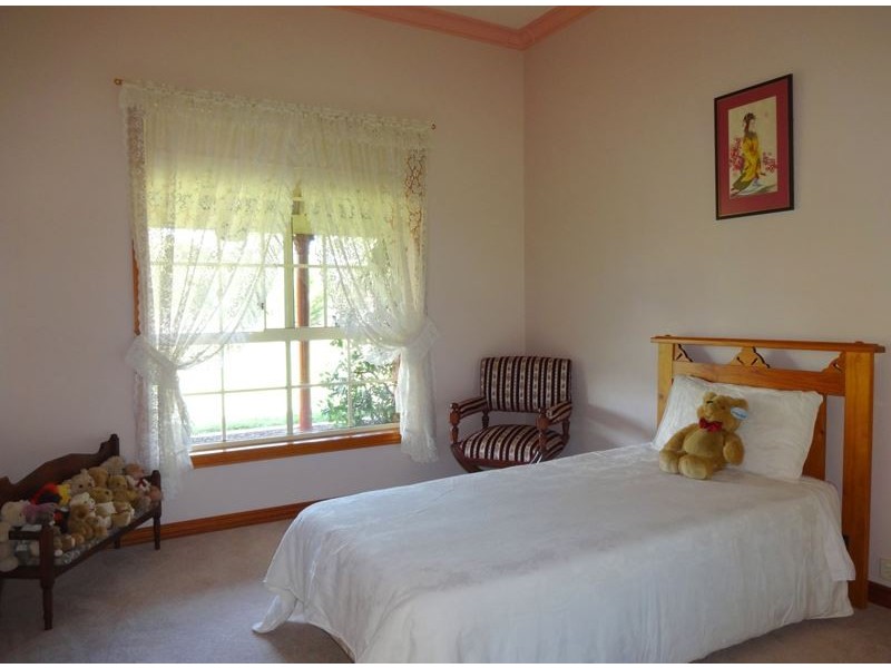 4 Lauriston Avenue, Milawa VIC 3678