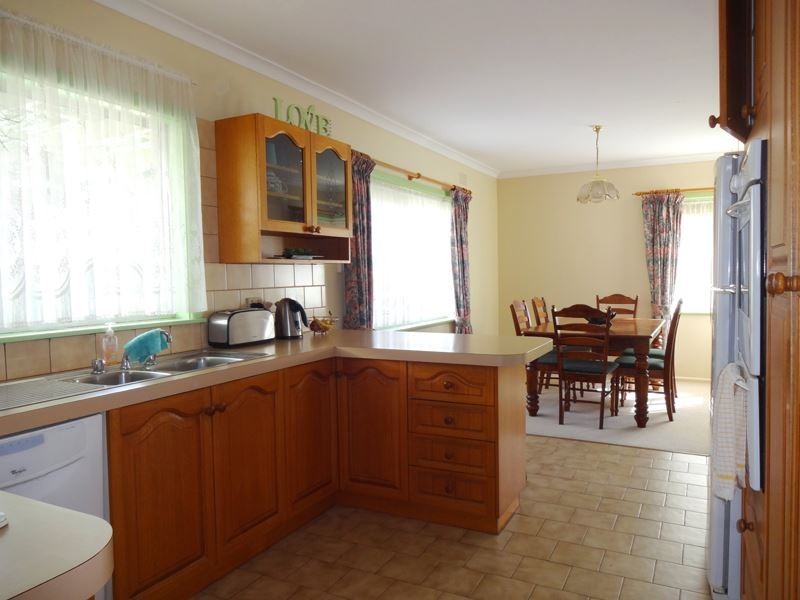 13 Buchan Avenue, Wangaratta VIC 3677