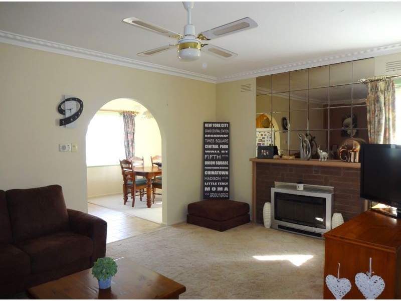 13 Buchan Avenue, Wangaratta VIC 3677