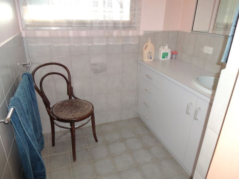 136 Anzac Road, Springhurst VIC 3682